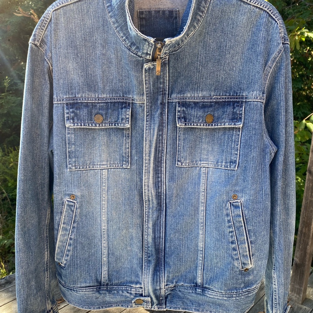 Vintage blue Jean jacket M